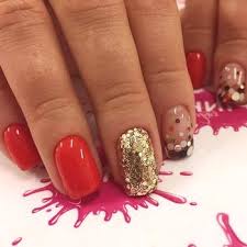 Maybe you would like to learn more about one of these? Crvena Manikura Sa Zlatnim Dizajnom Fotografije Nokti Sa Zlatnim Opcijama Za Vecernje Slike