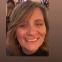 100+ "Teresa (msn)" profiles