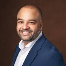 Lic. Danny Jimenez (@dannyleonardojj)