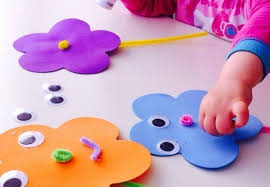 1001 Idees Creatives D Activite Manuelle Pour Maternelle Artisanat Facile Pour Tout Petits Creations Pour Nourrisons Artisanat De Fleurs