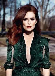 Julianne Moore Emerald Green Dark Auburn Hair Color Hair Color Auburn Dark Auburn Hair