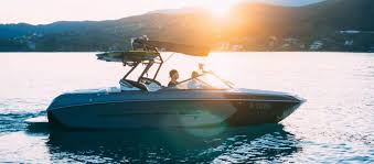 What is the best wakeboarding boat? Best Wake Surf Boats For The Money Boat Goals