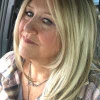 Sue Looper's Instagram, Twitter & Facebook