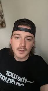 Ryan Wallen's Instagram, Twitter & Facebook