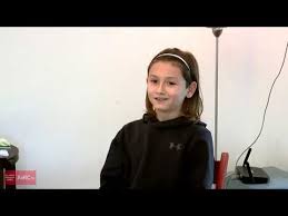 Filmul de scurt metraj „cadoul în mod metaforic încearcă să altoiască în noi simțul responsabilității sociale, alegând pentru aceasta o metodă foarte sensibilă și pătrunzătoare. Cadoul De CrÄƒciun 2018