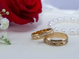 Juegos de argollas de matrimonio celebramos la verdadera conexión con las argollas de matrimonio clásicas y anillos de parejas que representan el amor en todas sus formas. Argollas Matrimonio Oro 18k Joyas Lillo