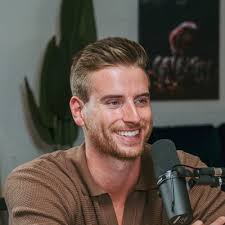 🚀 Awesome time getting to chat with our partners from Target & TikTok last  week.. TLDR: Retail + Creators is the new formula to win. As more product  discovery happens