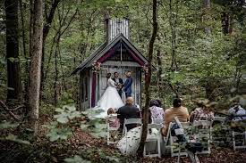 Home Chapel In The Hollow Smoky Mountain Wedding Gatlinburg Weddings Tennessee Wedding