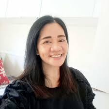 SAKRIPISYO NG MGA GURO NGAYONG NEW NORMAL Sa pagpili ng modular learning  dahil sa kawalan ng maayos na internet access sa kanilang lugar,  kinailangang magbahay-bahay ng mga guro ng Pandan School of