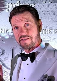 Owen Lloyd's Instagram, Twitter & Facebook