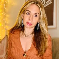 Amanda: Raising Imagination (@raisingimagination) · New York, NY