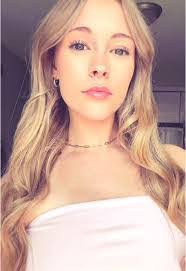 Lauren Guinn's Instagram, Twitter & Facebook