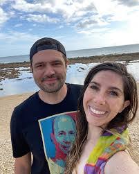 Amanda Meckley's Instagram, Twitter & Facebook