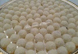 Boules Coco Facon Raffaello La Cuisine De Meriem Boules Coco Raffaello Et Coco