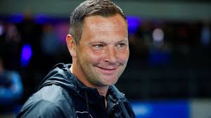 A proposal for a merger between the two clubs in 1958 was resoundingly rejected, with only three of the 266 members. Pal Dardai Wird Neuer Trainer Bei Hertha Bsc In Bundesliga