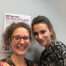 Showbizzmodel en actrice lize feryn (26) mag dan wel op handen gedragen worden door heel wat modekenners, toch krijgt ze op sociale media met regelmaat van de klok te maken met bodyshaming. Lize Feryn Is Fan Van Nederhop En Maitre Gims By Nrj Belgie