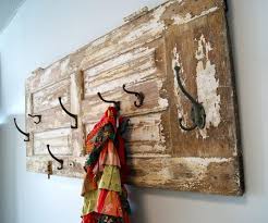 Vintage Garderobe Fur Flur Mit Charme 25 Ideen Vintage Zum Selbermachen Alte Tur Garderobe Holz