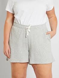 La mode femme se conjugue à toutes les tailles chez witt international ! Short Grande Taille Femme Bermuda Pantacourt Grande Taille Femme Gris Kiabi