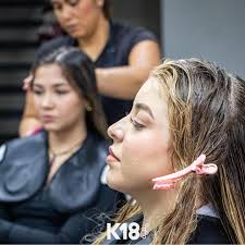 Ustedes conocen a Lily pero aquí les presento a Lilliana Morales Blanco .  Esta es mi historia! Introducción al Red Passion by Lily Morales