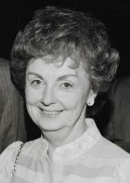 Mae Walsh's Instagram, Twitter & Facebook