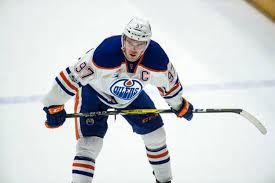 Connor Mcdavid Of The Edmonton Oilers Looks On Against The Nashville Predators During An Nhl Game At Bridgestone Arena On Februa Oilers Mcdavid Edmonton Oilers