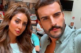 مهند الحمدي خالف الدين الاسلامي وخطيبته اللبنانية فرح مراد غضبت.هذا الخلاف دليل جديد على ان فرح مسلم وليست مسيحية كما قال البعض عنها في اطار هجومهم على. ÙƒÙŠÙ ÙƒØ§Ù†Øª Ø±Ø¯ ÙØ¹Ù„ Ù†ÙˆØ± Ø§Ù„ØºÙ†Ø¯ÙˆØ± Ø¹Ù„Ù‰ Ø®Ø¨Ø± Ø®Ø·ÙˆØ¨Ø© Ø²Ù…ÙŠÙ„Ù‡Ø§ Ù…Ù‡Ù†Ø¯ Ø§Ù„Ø­Ù…Ø¯ÙŠ Ù…Ø¬Ù„Ø© Ø§Ù„Ø¬Ù…ÙŠÙ„Ø©