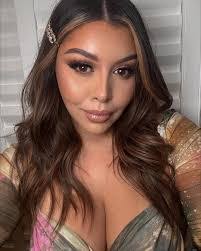 Stephanie Nicole's Instagram, Twitter & Facebook