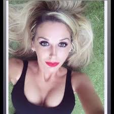 Sue Mac's Instagram, Twitter & Facebook