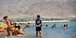 Oil spill from passing ship blackens israel's mediterranean shoreline this article is more than 3 months old volunteers gather to remove clumps of tar in cleanup effort that could take months or. Israel Declares Most Beaches Restored Following Massive Oil Spill Jewish Israel News Algemeiner Com