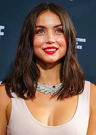 Ana Armas's Instagram, Twitter & Facebook