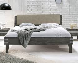 Saigon bett akazie in schlafzimmermöbel bei spardeingeld. Doppelbett Im Industrielook Aus Akazie Paraiso