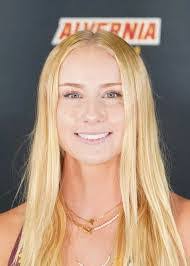 Kristin Chartier's Instagram, Twitter & Facebook