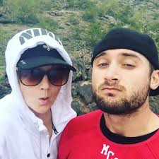 Leslie Cundiff and Kyle Harless' Wedding Website