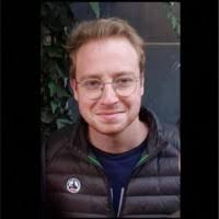 500+ perfiles de «Fruchart»