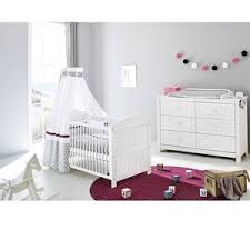 Das klappbare baby reisebett sven plus von lionelo mit wickeltisch, musikbox, sonnenschutz, moskitonetz und reisetasche günstig kaufen. Babybett Wickelkommode Im Set Online Kaufen Baby Walz