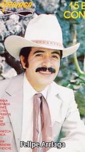 Felipe Arriaga: Cantante y Compositor Mexicano