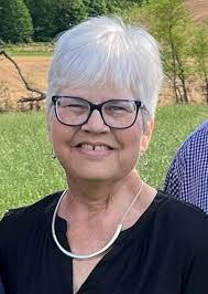 Sabrina Meredith's Instagram, Twitter & Facebook