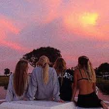 Aesthetic Feels On Twitter Summer Friends Friendship Photography Friendship Photos