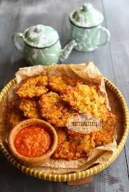 Di sini ada cara membuat yang jelas dan mudah diikuti. Resep Bakwan Jagung Sambal Kemiri Just Try Taste