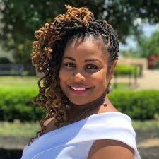 Tiffany Rash's Instagram, Twitter & Facebook