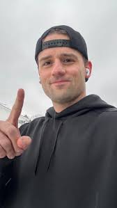 Brendan Lopes's Instagram, Twitter & Facebook