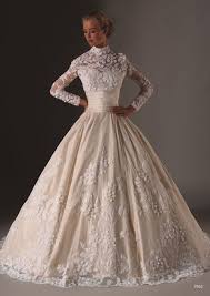 Find great deals on ebay for wedding dress grace kelly. Princess Grace S Wedding Dress Photos Princess Grace Bridal Inspiration Fantastical We 1960s Wedding Dresses Wedding Dress Long Sleeve Wedding Dress Finder