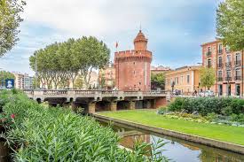 Fait beau, il y a des orages pleut, il neige fait du brouillard fait gris, il y a des nuages. Que Faire A Perpignan Et Ses Environs Tous Les Incontournables A Voir