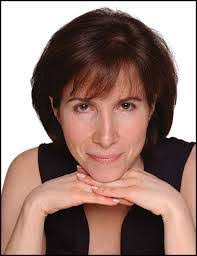 Gina Piazza's Instagram, Twitter & Facebook