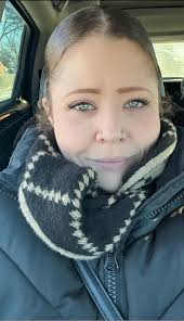 What color are my eyes really? Do they change color?