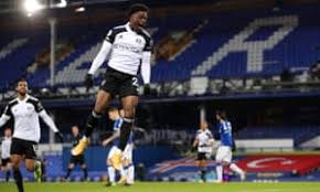 While cairney did not feature all that much for fulham this season, something that is largely down to the fact the midfielder spent a considerable amount of time on the. Everton 0 2 Fulham Premier League As It Happened Football The Guardian