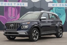Get kbb fair purchase price, msrp, and dealer invoice price for the 2020 hyundai venue se. 2020 Hyundai Venue Review Autotrader