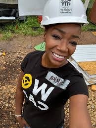 Rodney Comer's Instagram, Twitter & Facebook