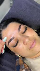 Happy Friday, everyone! Enjoy these beautifully done eyebrows and lashes by  Ashley. This lovely guest received a brow lamination and tint! Plus  beautiful eyelash extensions 😍. Www.9one8beauty.com #9one8beautysalon  #bartlesville #browshaping ...