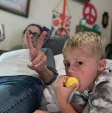 Larry Ray Abbott, age 61, of Science Hill, KY, passed away Wednesday,  August 12, 2020 at Hospice of Lake Cumberland Jean Waddle Care Center.  Larry was born